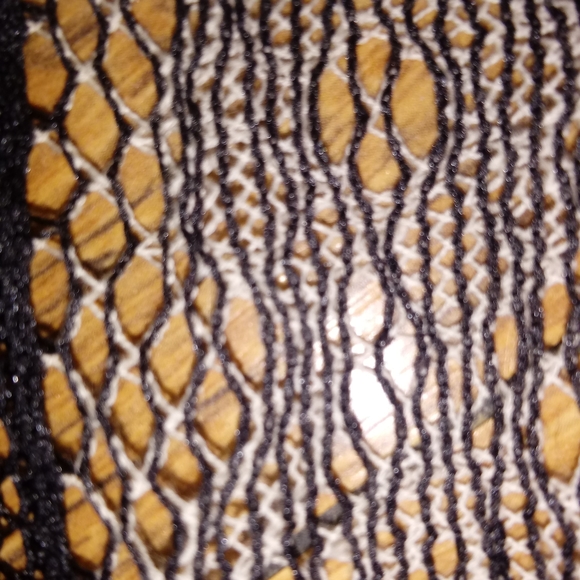 "Irresistible" asymmetrical style - Picture 2 of 6